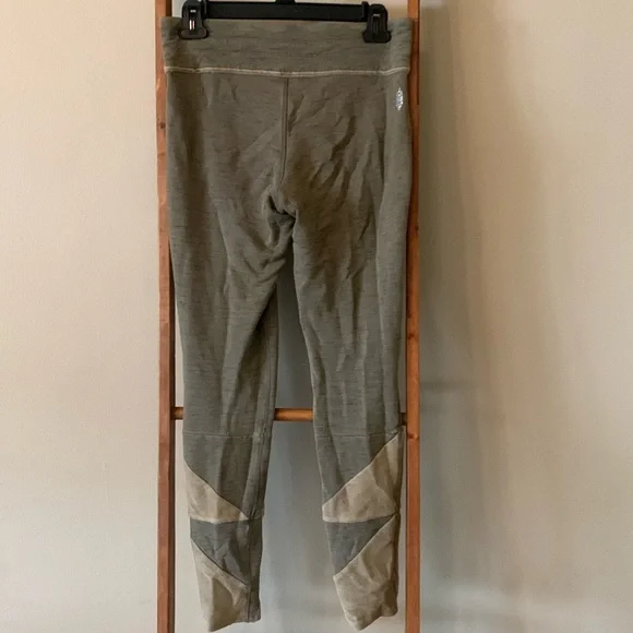 Free People Movement workout leggings - Picture 4 of 10